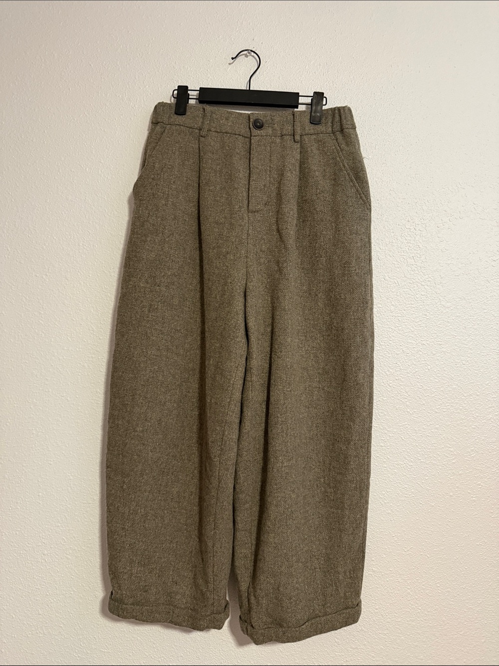 Highwaisted Wide Leg Wool Trousers